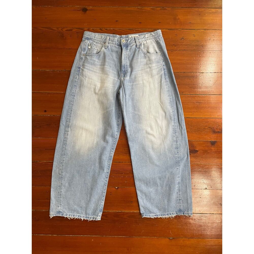 AG Hattie High Rise Barrel Jeans Light Wash Raw Hem Size 31